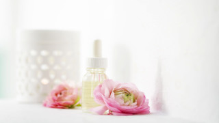 Perfume pink flower table white - a white cup free wallpaper