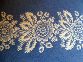 Blue white tablecloth flowers background - table cloth free wallpaper