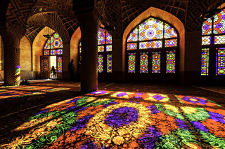Mosaic room stainedglass carpet mysticalcolors - a colorful design free wallpaper