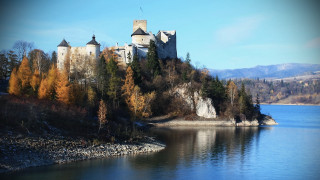 Castle hill lake trees people - danube school free wallpaper for desktop