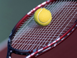 Tennis ball racket court sport - free sports wallpaper