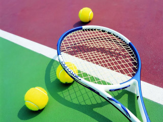 Tennis racket tennis balls court - mesh wire free wallpaper