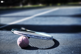 Tennis racket ball ground sun - bernd fasching free wallpaper