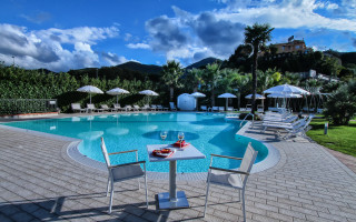 Table wine pool umbrellas chairs - umbrella free wallpaper