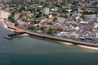 City pier water opposite city - almada negreiro free wallpaper