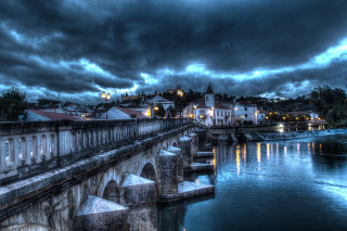 Bridge river city night clouds - christo free wallpaper