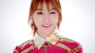 Redhair pinkshirt goldtrimmings whitecollar sunny - red hair free wallpaper