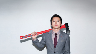 Man suit holding hammer red - sharp free wallpaper