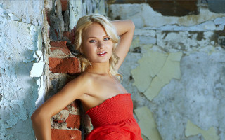 Woman red dress brick wall 5 - anna hotchkis free wallpaper