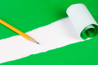 Pencil roll paper green background - a pencil free wallpaper