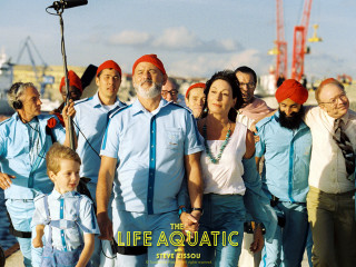 People water crane group standing - a crane in the background free wallpaper