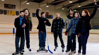 Group people ice rink hands - free seasons wallpaper