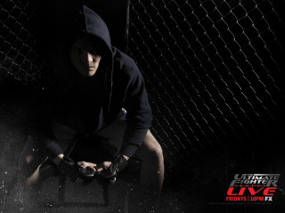 Man hoodie camera fence chain - eddie mendoza free wallpaper