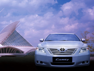 Car parked building sky clouds - vray free wallpaper