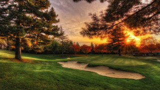 Golf course green pond sunset - a golf course free wallpaper