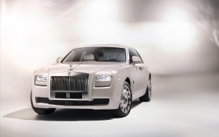 White rolls royce studio light - a studio free wallpaper