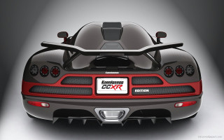 Sports car license plate spotlight - a spotlight behind free wallpaper