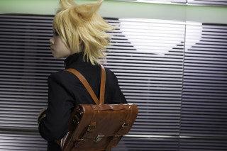 Blonde man backpack looking distance - cosplay free wallpaper for desktop