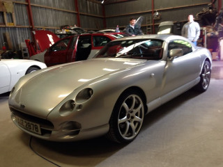 Silver sports car garage motor - other car free wallpaper