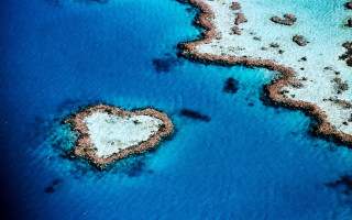 Heart shaped reef blue water - a heart free wallpaper for desktop