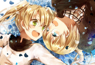 Couple laying bed water bubbles - bubble free wallpaper