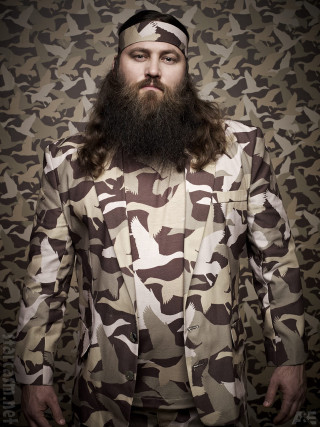 Man beard camouflage shirt standing - darrell riche free wallpaper for mobile