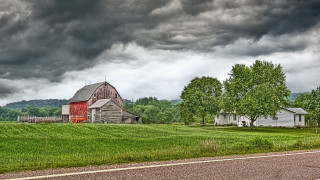 Barn road rural cloudy sky - rural free wallpaper