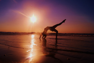 Handstand beach sunset sunshine silhouette - sunrise time free wallpaper