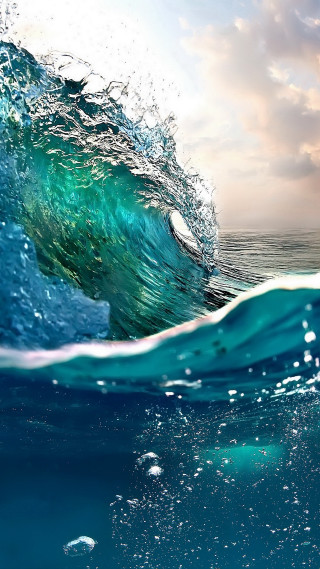Large wave breaking ocean crash - a photorealistic painting free wallpaper for mobile