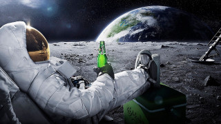 Man spacesuit beer planet ladder 3 - a ladder in the background free wallpaper
