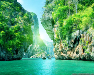 Beautiful view water mountain boat - water free wallpaper