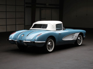 Blue white car garage wall 2 - a white roof free wallpaper