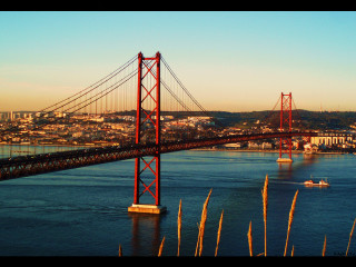 Bridge water city boat background - almada negreiro free wallpaper