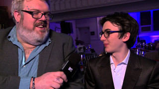 Man microphone suit bar purple - mitchell mohrhauser free wallpaper