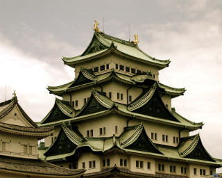 Tall building clock tower cloudy - the top of its free wallpaper