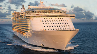 Cruise ship ocean sunny day 12 - the deck free wallpaper