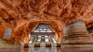 Large building escalator skylight interior - underground free wallpaper for desktop