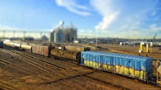 Train city tracks sky building - the track free wallpaper