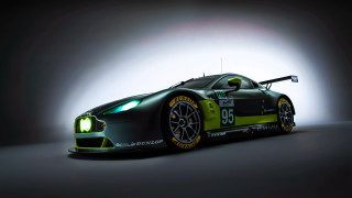 Car green light dark room - brian dunlop free wallpaper
