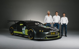 Three men car studio gray - a black background behind them free wallpaper