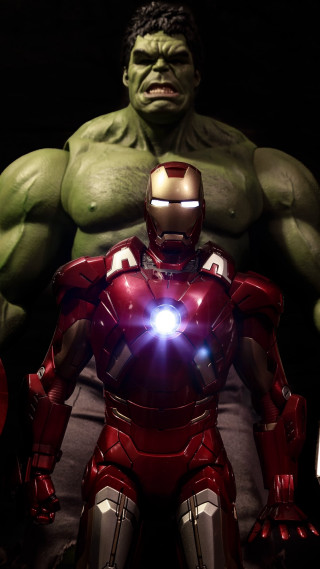 Hulk man suit light chest - assemblage free wallpaper for mobile
