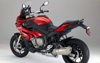 Red motorcycle gray background black - a gray background free wallpaper