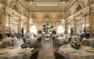 Fancy dining room chandelier ceiling - gaudy free wallpaper