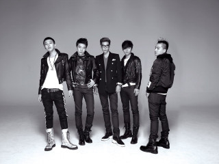 Young men black white gray - a white backdrop free wallpaper