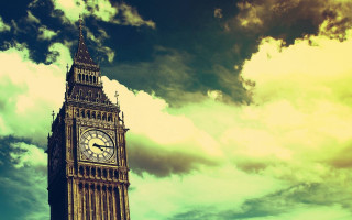Clock tower cloudy sky background - christopher wren free wallpaper