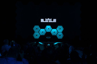 Crowd stage large screen logo - a stage free wallpaper