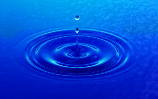 Blue water droplet blue background 4 - constant permeke free wallpaper for desktop