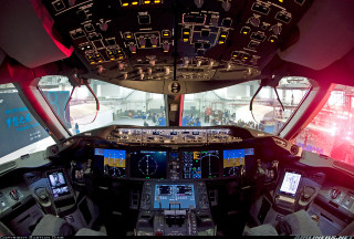 Cockpit flightdeck lights people tokyo - multiple free wallpaper