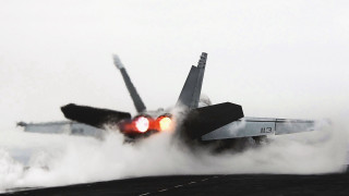 Fighter jet smoke wings landing - intimidating free wallpaper