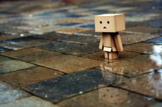 Cardboard toy sad face tiled - alfred freddy krupa free wallpaper